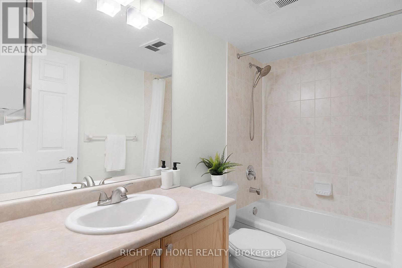 #1602 18 PARKVIEW AVENUE - 10