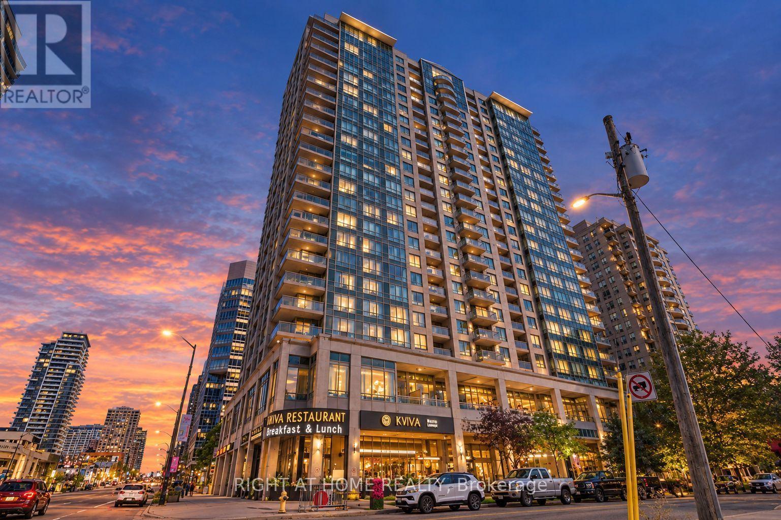 #1602 18 PARKVIEW AVENUE - 21