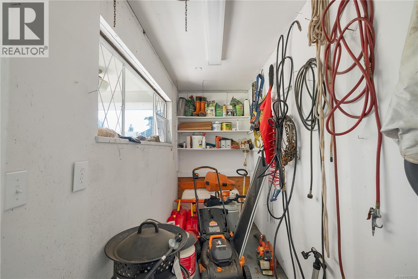 556 Coal Harbour Rd - Image 43