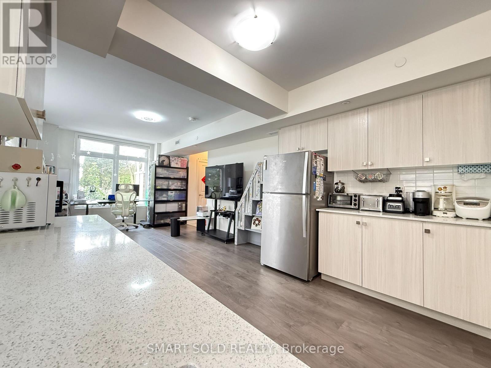2201 - 58 ELIZABETH STREET S, Richmond Hill (Mill Pond) — photo 3