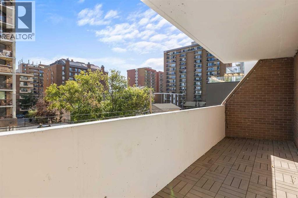 #303 1309 14 Avenue SW - 20