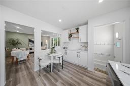 Recreation room - 323 Kildare Avenue W, Winnipeg, MB R3Y0C3 Photo 7