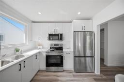 323 Kildare Avenue W, Winnipeg, MB R3Y0C3 Photo 9
