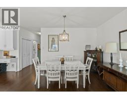 Living room - 4350 Ponderosa Drive Unit# 105, Peachland, BC V0H1X5 Photo 8