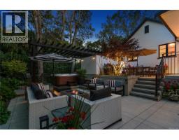 Recreation room - 3395 Weald Rd S, Oak Bay, BC V8R6E4 Photo 10
