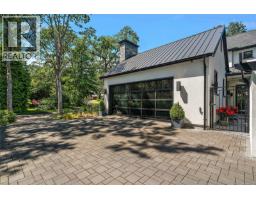 Media - 3395 Weald Rd S, Oak Bay, BC V8R6E4 Photo 16