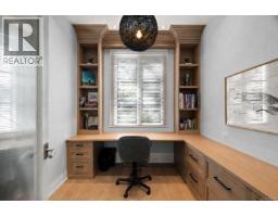 3395 Weald Rd S, Oak Bay, BC V8R6E4 Photo 47