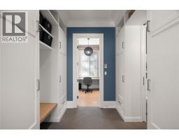 3395 Weald Rd S, Oak Bay, BC V8R6E4 Photo 46