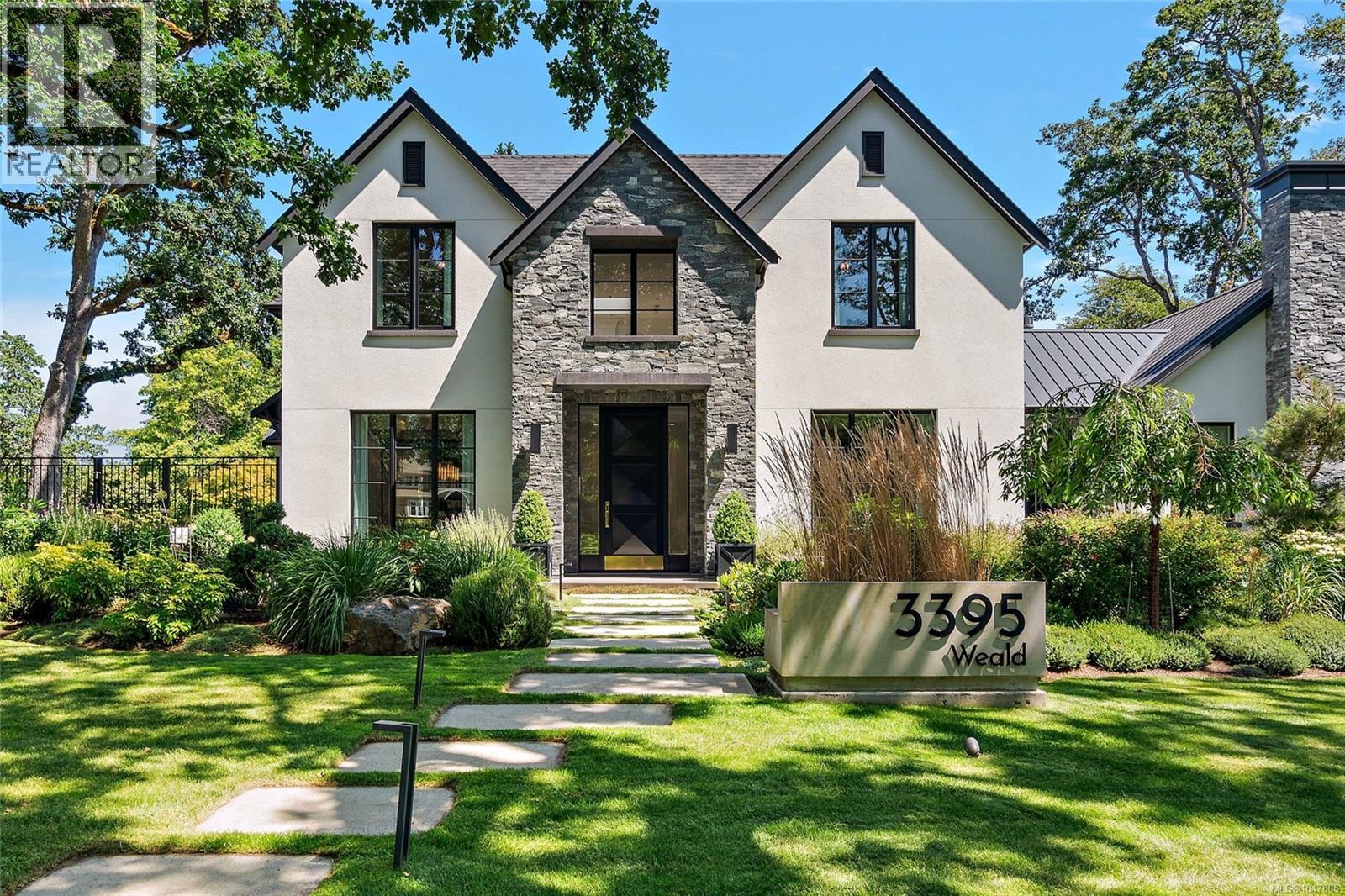 3395 Weald Rd S - 20