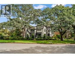Entrance - 3395 Weald Rd S, Oak Bay, BC V8R6E4 Photo 19