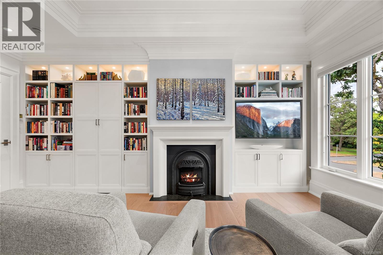  3395 Weald Road South, Oak Bay