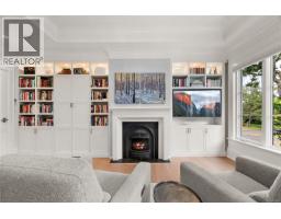 3395 Weald Rd S, Oak Bay, BC V8R6E4 Photo 53