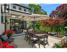 Mud room - 3395 Weald Rd S, Oak Bay, BC V8R6E4 Photo 11