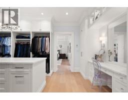 3395 Weald Rd S, Oak Bay, BC V8R6E4 Photo 58