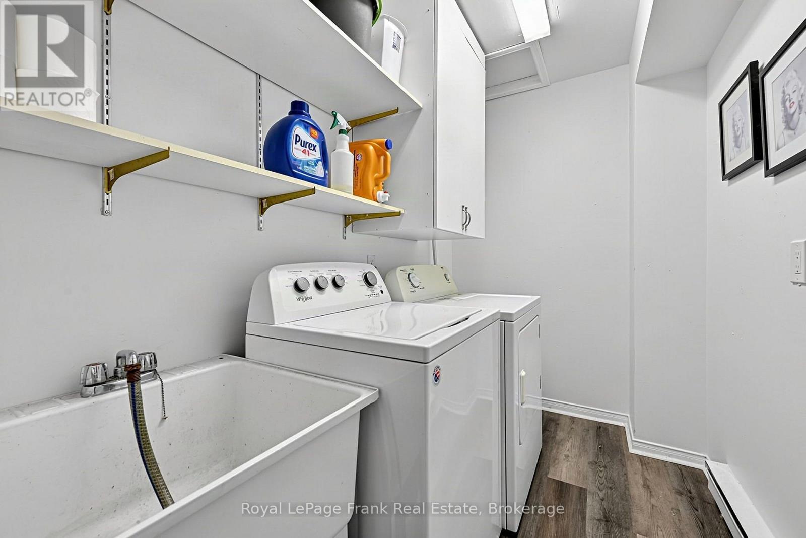 ## 21 21 LAGUNA PARKWAY - 20