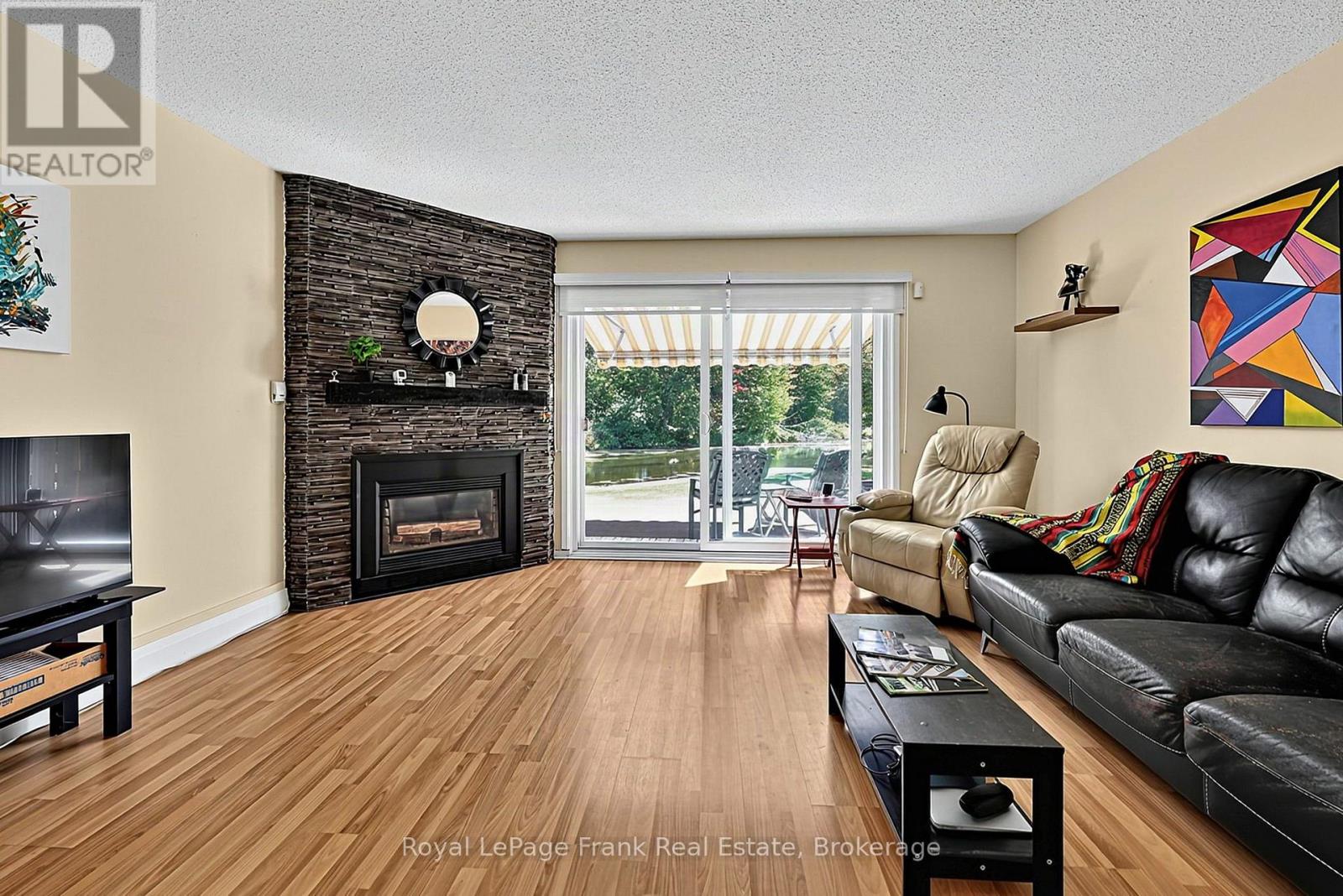 # 21 - 21 LAGUNA PARKWAY, Ramara (Brechin) — photo 9