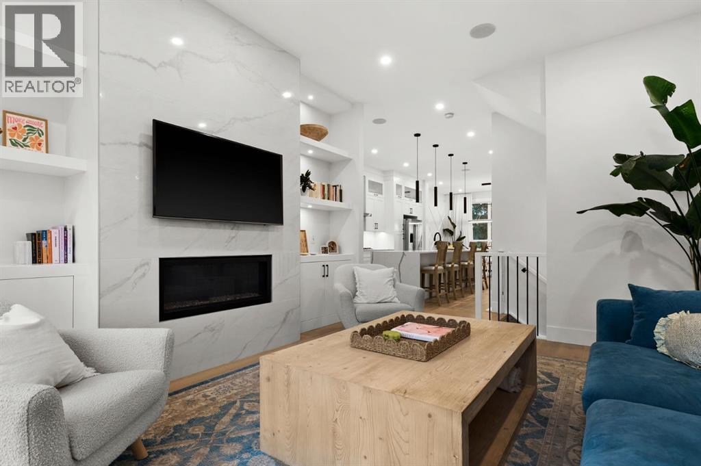 921 41 Street SW - 15