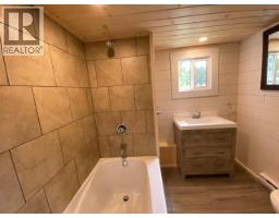 27-6263 Lund, Powell River, BC V8A4T3 Photo 9