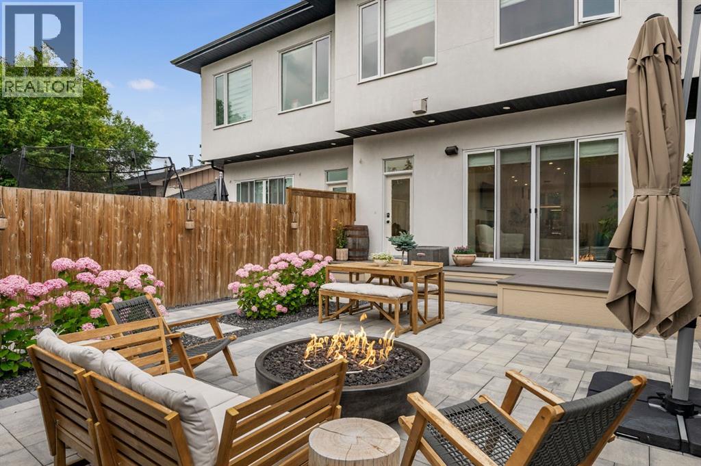 921 41 Street SW - 45