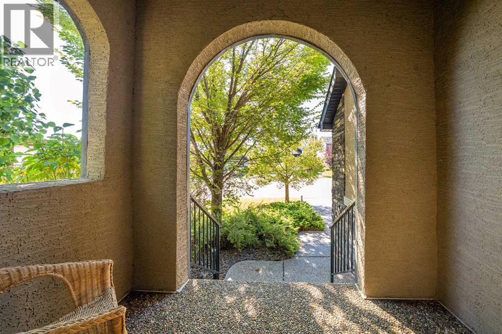 129 Aspenmere Drive, Chestermere, Alberta, T1X0P2, Chestermere, Alberta — photo 3 of 5