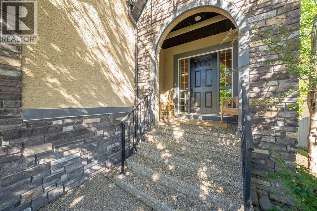 129 Aspenmere Drive, Chestermere, Alberta, T1X0P2, Chestermere, Alberta — photo 2 of 5