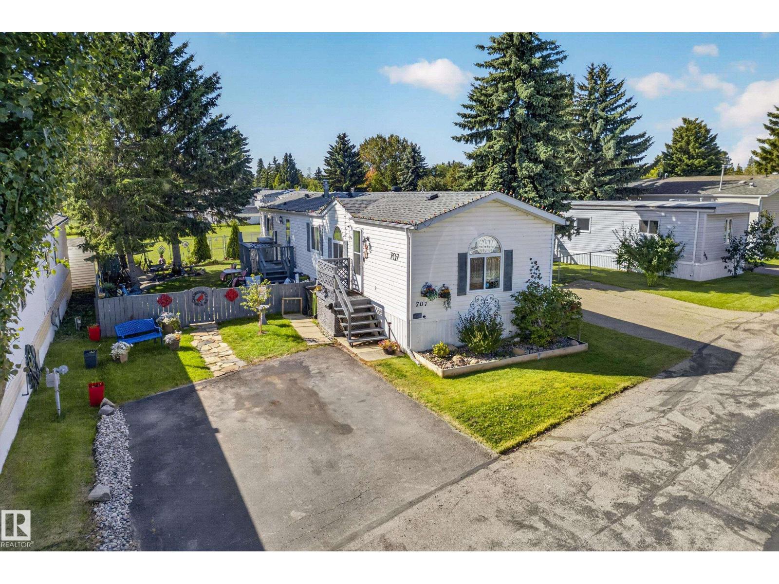 707 Evergreen Park NW photo 3 — MLS® E4509589