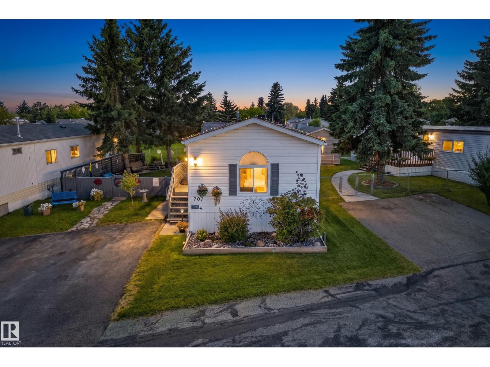 707 Evergreen Park NW photo 4 — MLS® E4509589