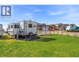 6074, 25054 South Pine Lake Road, Rural Red Deer County, AB T0M1R0 Photo 6