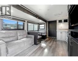 6074, 25054 South Pine Lake Road, Rural Red Deer County, AB T0M1R0 Photo 7