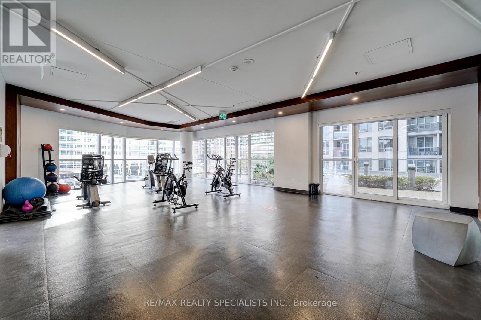 #2305 352 FRONT STREET - Image 38