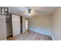 311, 401 Columbia Boulevard W - photo 10