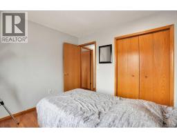 3pc Bathroom - 16 Sun Harbour Crescent Se, Calgary, AB T2X3B1 Photo 16