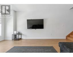 65 Akil Thomas Gardens, Toronto, ON M1P3C1 Photo 12