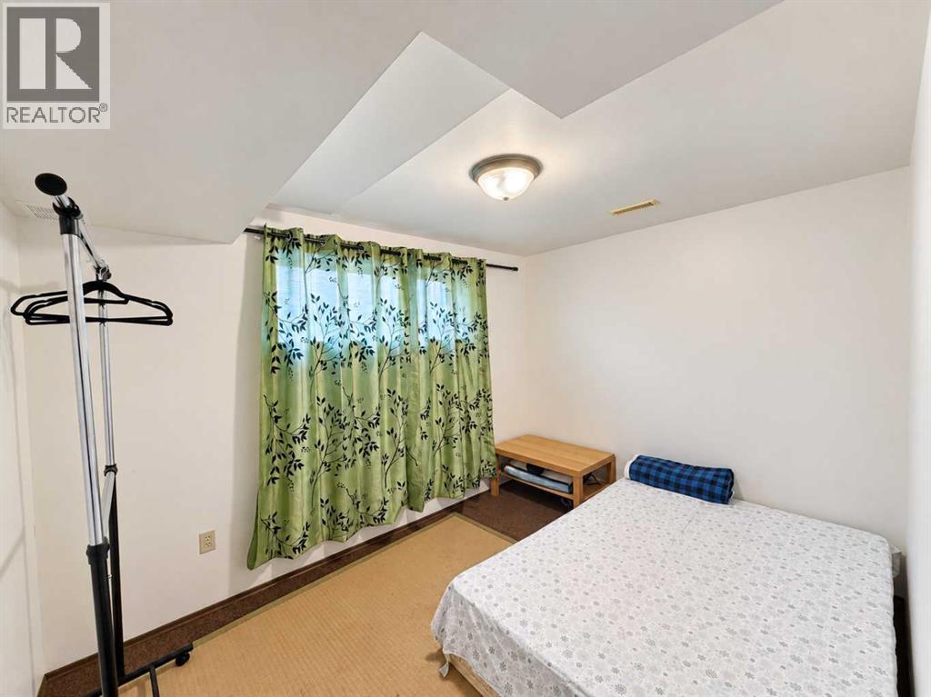 668 Whiteridge Road NE - Image 28