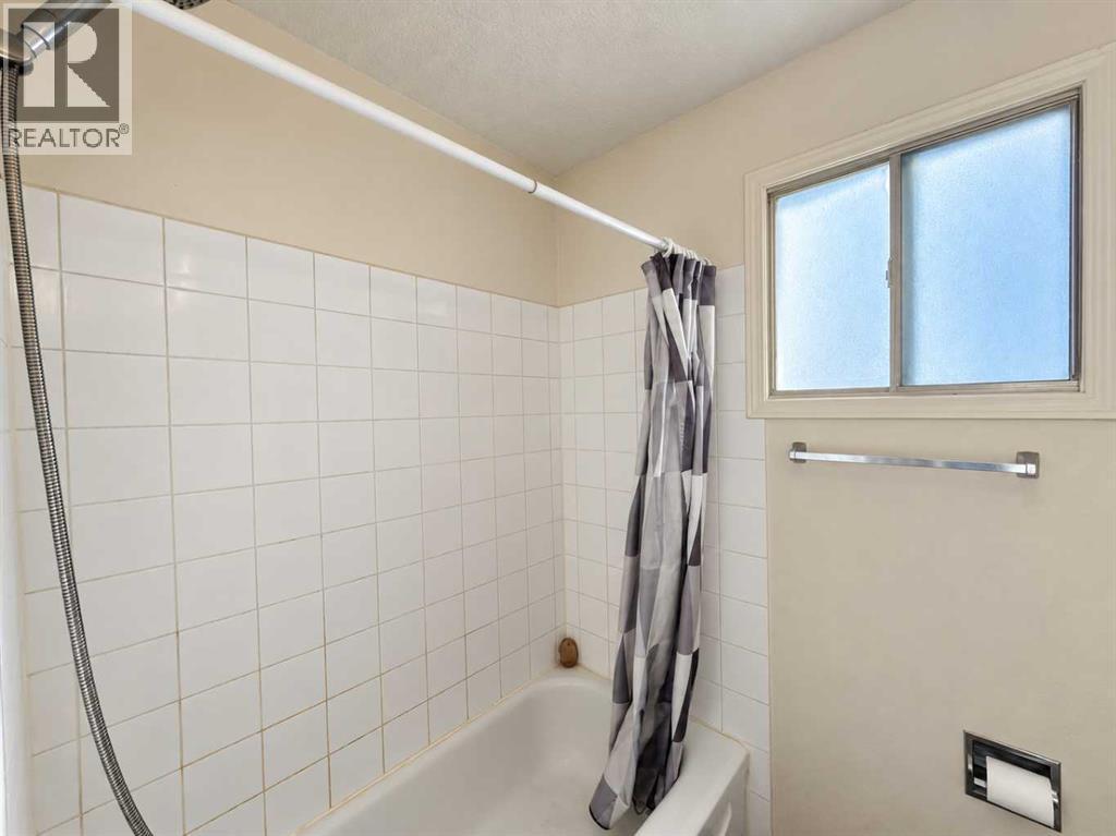 668 Whiteridge Road NE - Image 13