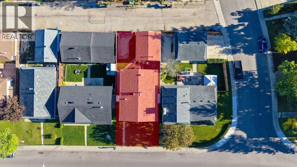 668 Whiteridge Road NE - 2