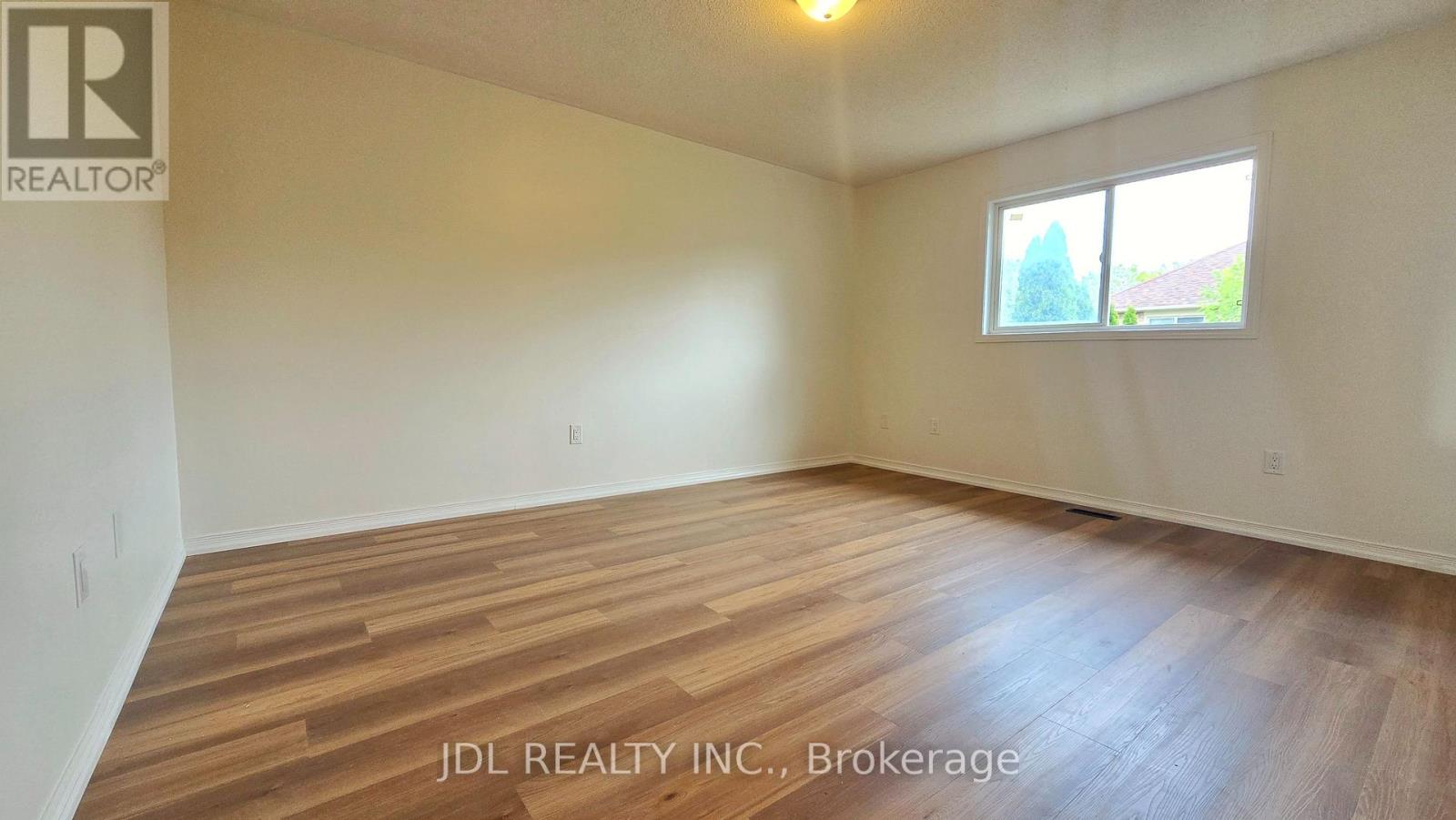 37 HOLMWOOD STREET, Richmond Hill (Langstaff) — photo 8