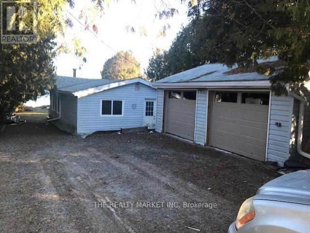 30 BEACH ROAD, Kawartha Lakes (Mariposa)