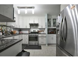 14346 68b Avenue, Surrey, BC V3W8X1 Photo 7