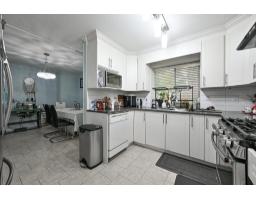 14346 68b Avenue, Surrey, BC V3W8X1 Photo 10