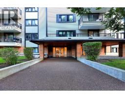 401, 727 56 Avenue SW - photo 1