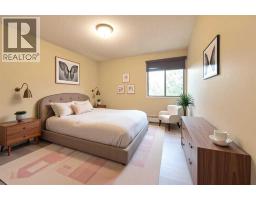 401, 727 56 Avenue SW - photo 24