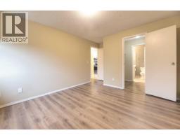 401, 727 56 Avenue SW - photo 26