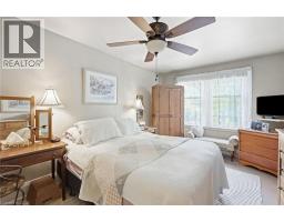 33 Tuxedo Avenue S, Hamilton, ON L8K2R7 Photo 12