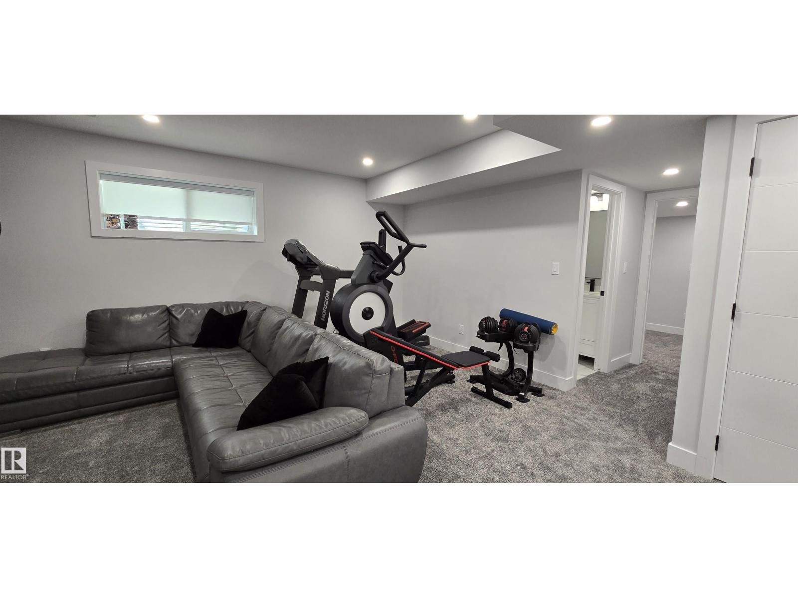 15883 13 AV SW - 37