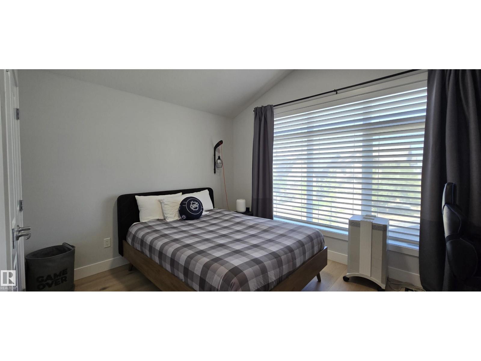 15883 13 AV SW - Image 27