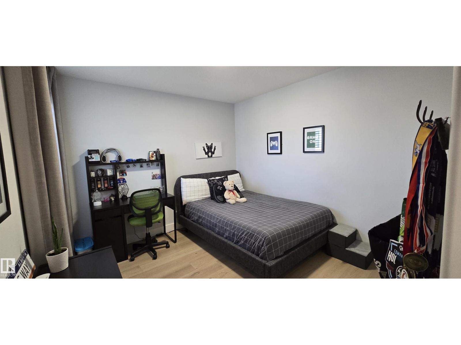 15883 13 AV SW - 31