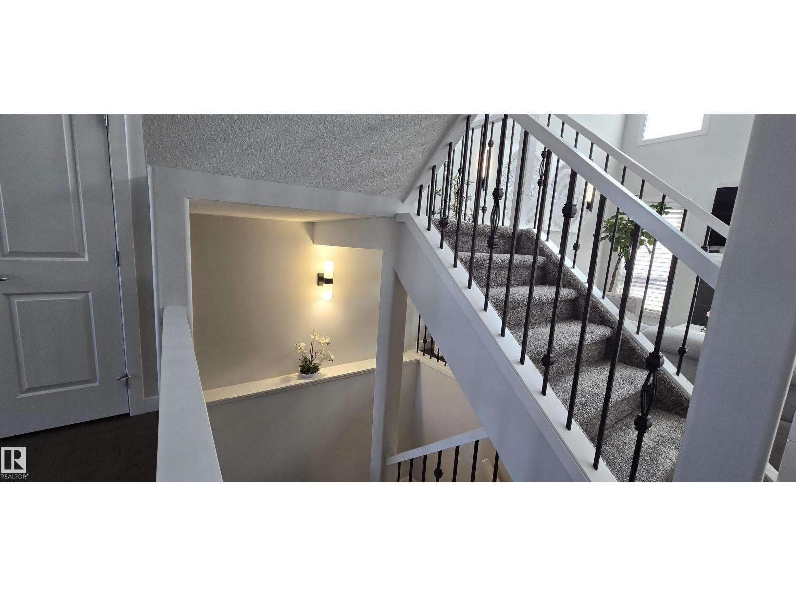 15883 13 AV SW - Image 21