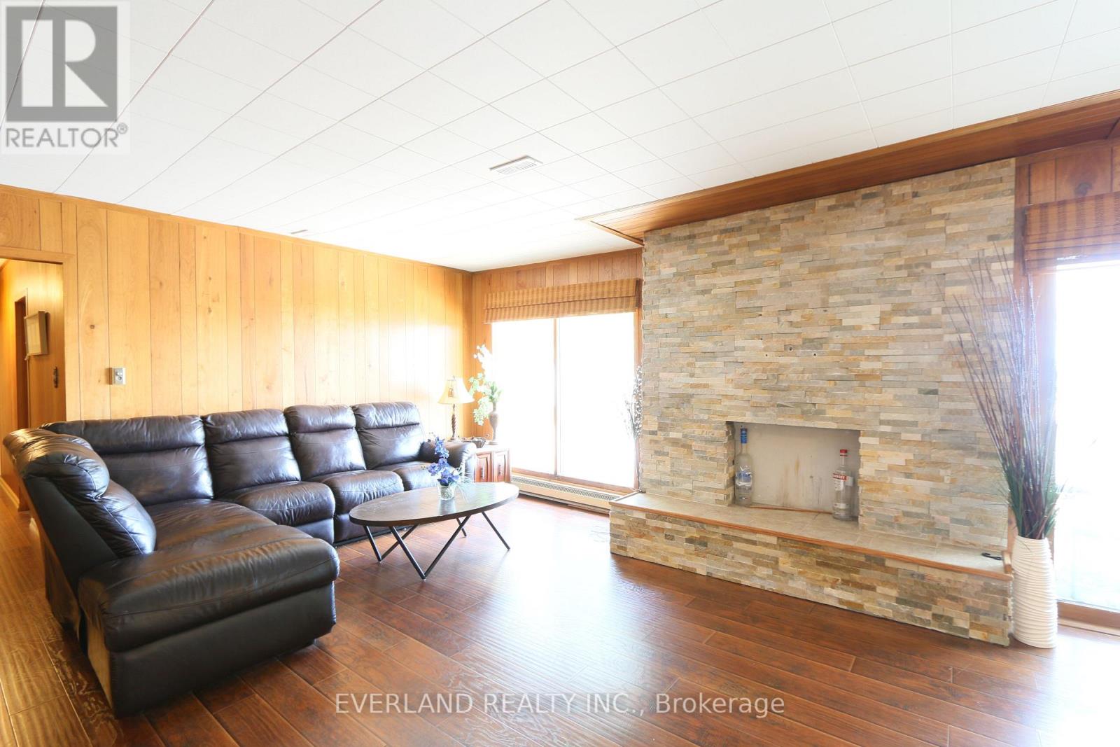 745 HARBOUR STREET, Innisfil — photo 11