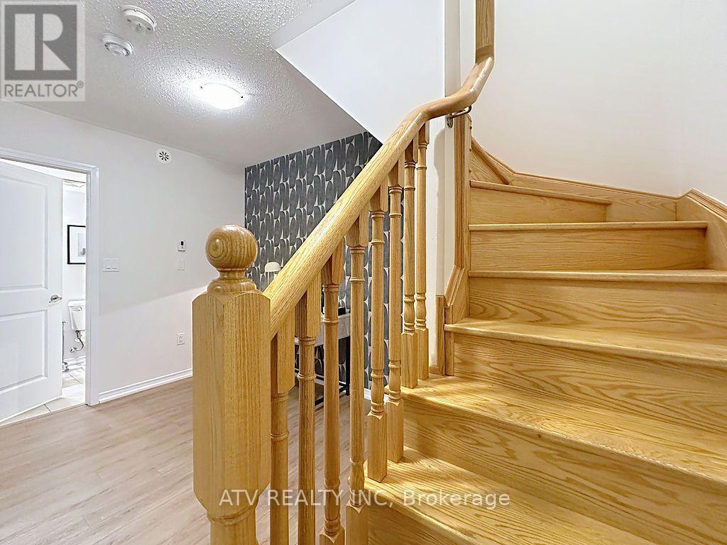 #35 26 FIELDWAY ROAD - 29